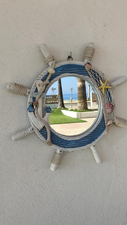Holiday Affittacamere Corigliano Calabro Bagian luar foto
